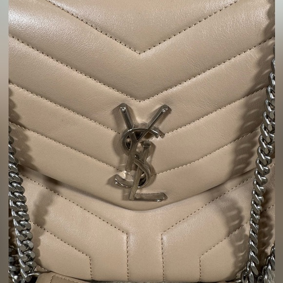 ❌❌❌SOLD❌❌❌Authentic YSL Yves Saint Laurent Monogram Loulou Shoulder/Crossbody - Picture 2 of 15